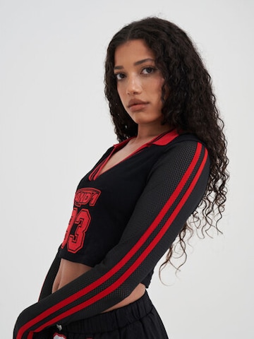 AND1 Pullover in Schwarz