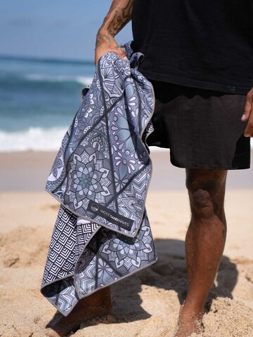 Serviette de plage 'Mosaics Noir' woodsandwaves en mélange de couleurs