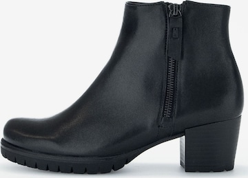 GABOR Ankle Boots in Schwarz