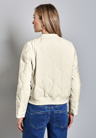 STREET ONE Blouson mit Steppmuster in Beige