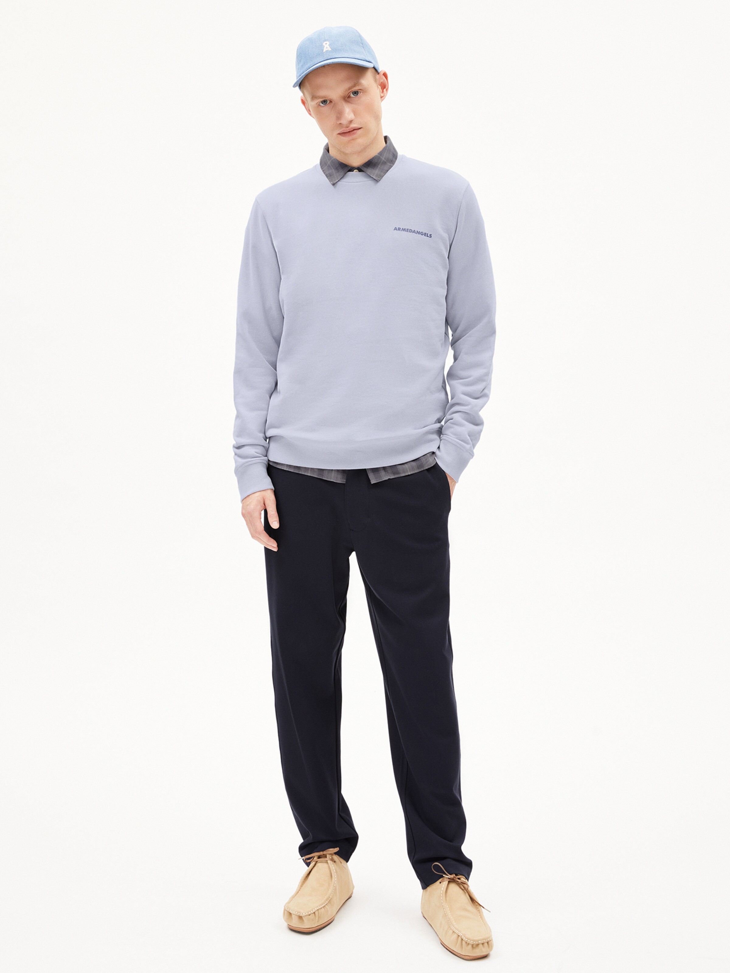 Sweat-shirt 'BAARO SUN' ARMEDANGELS en bleu