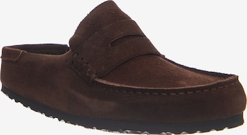 BIRKENSTOCK Slip-ons 'NAPLES WRAPPED SUEDE LEATHER' in Bruin: voorkant