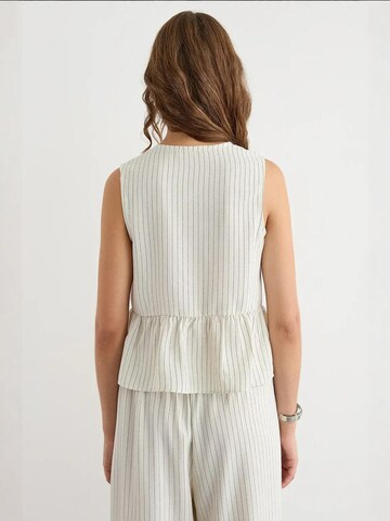 Hiccup - Blusa em branco