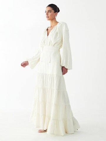 Willa Jurk 'Golden' in Beige