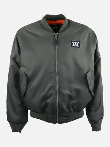 HEFTYKA Winter Jacket in Grey: front