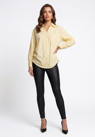 faina - Blusa em amarelo