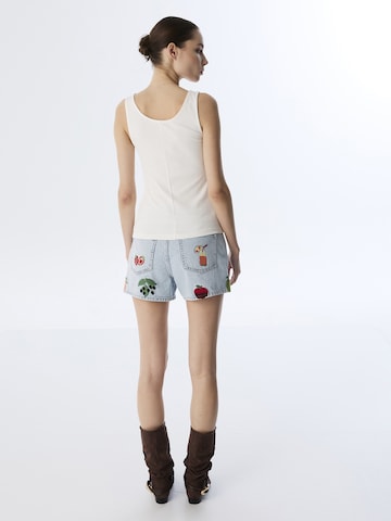 Twist Top in White