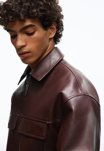 Bershka Jacke in Rot