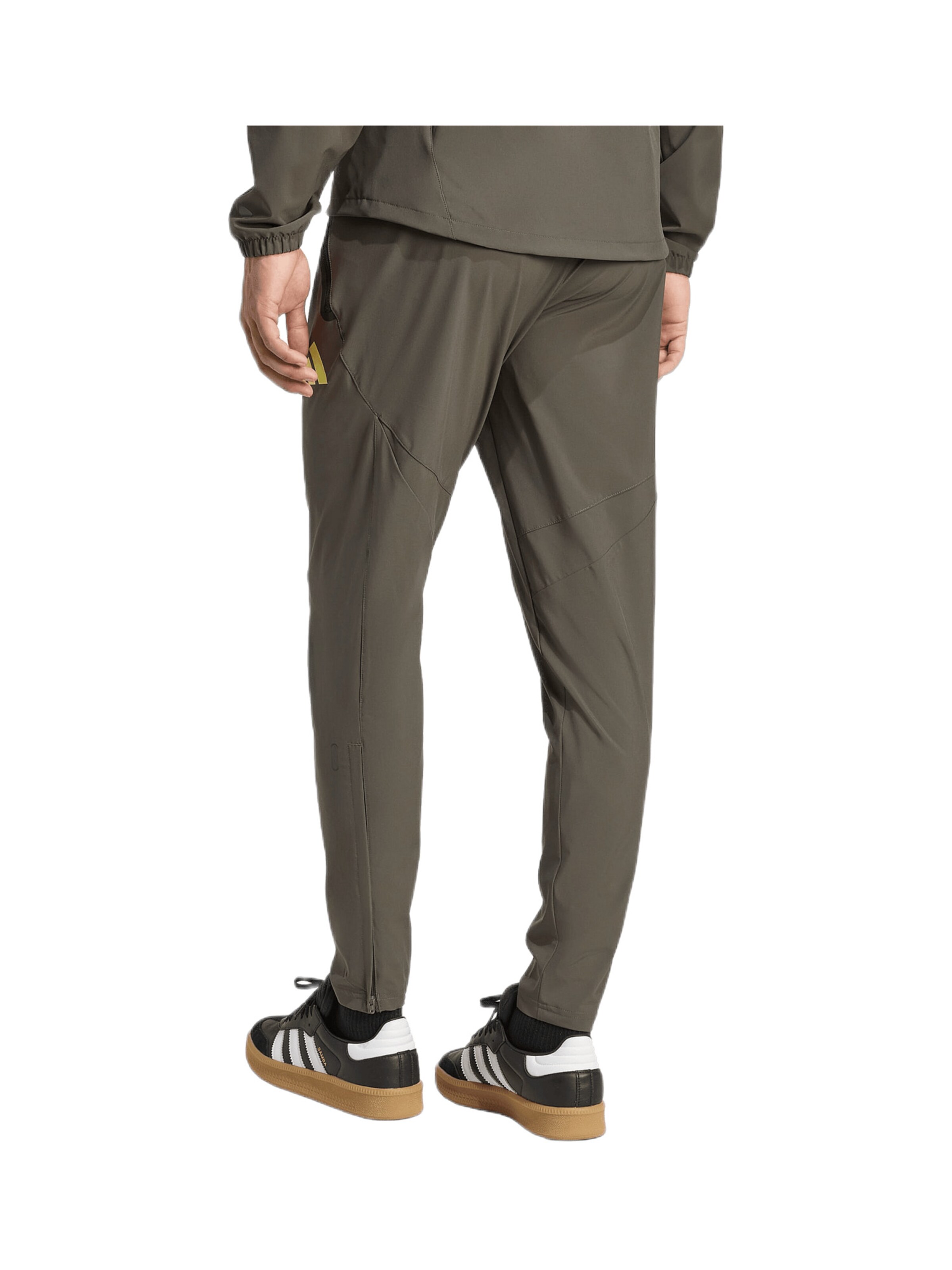 Slimfit Pantaloni sportivi 'Real Madrid Vis Tech Travel' di ADIDAS PERFORMANCE in grigio