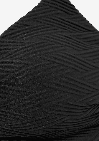 SUNSEEKER Triangle Bikini top in Black