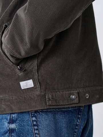 Next Přechodná bunda – hnědá