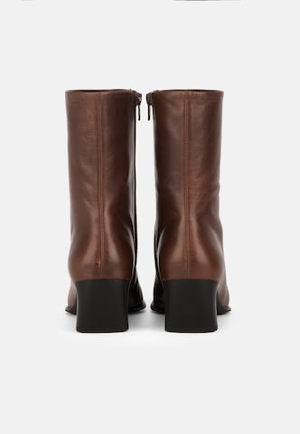 VAGABOND SHOEMAKERS - Botines 'ILONA' en marrón