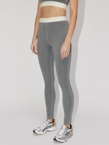 LeGer by Lena Gercke Skinny Športne hlače 'BRYLEE' | siva barva: sprednja stran