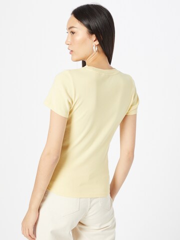 dzeltens LEVI'S ® T-Krekls 'Rib Baby Tee'