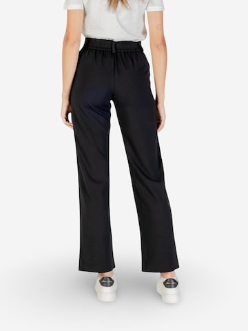 regular Pantaloni 'ONLPOPTRASH LIFE MW STRAIGHT PNT NOOS 15341829' di ONLY in nero