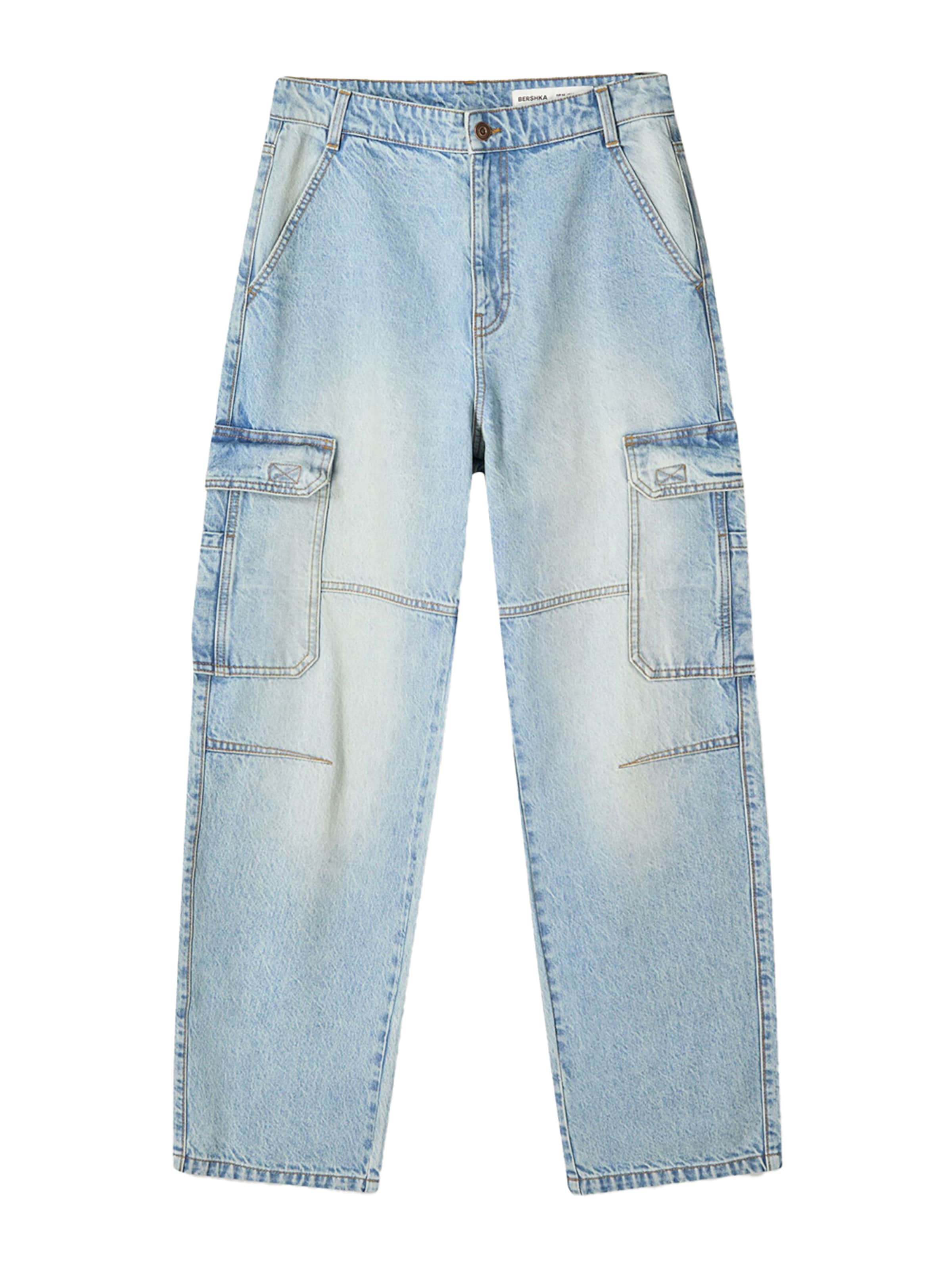 Bershka Jeans in Blau: Vorderseite