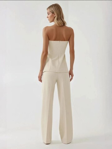 Top di Hiccup in bianco