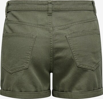 ONLY Regular Shorts 'JOAN' in Grün