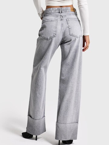 IT'S BASIC Regular Jeans 'Straight Mid Rise Jeans' in Grijs