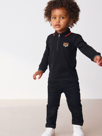 Tricou de la Next pe negru