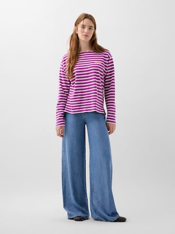 Scalpers T-shirt i lila: framsida