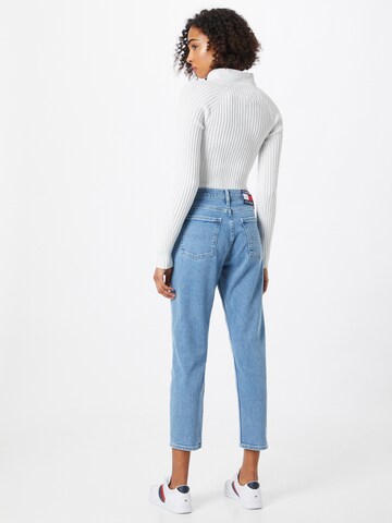 Tommy Jeans Regular Jeans 'Izzie' in Blue