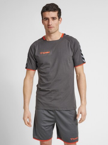 T-Shirt fonctionnel Hummel en gris : devant