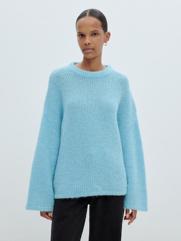 EDITED Pullover  'Ulva' in Blau: predná strana