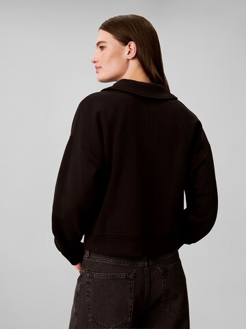 Calvin Klein Jeans Sweatshirt in Schwarz