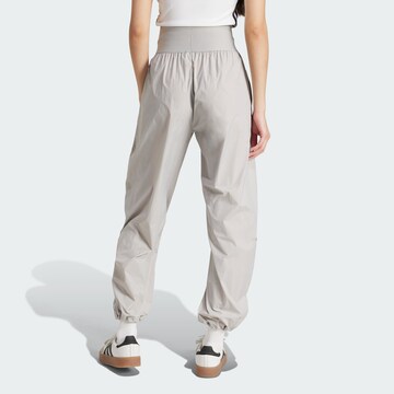 ADIDAS ORIGINALS Tapered Trousers in Grey