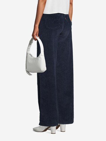 Calvin Klein Shoulder Bag in Grey: front