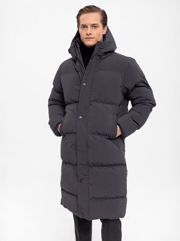Cappotto invernale di Antioch in grigio