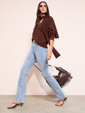 Bootcut Jeans di Friends Like These in blu