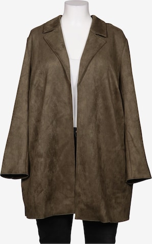 Helena Vera Mantel 4XL in Grün: Vorderseite