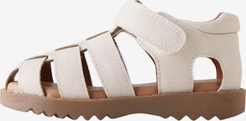 balta Next Atviri batai: priekis