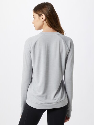 Sweat de sport 'Pacer' NIKE en gris