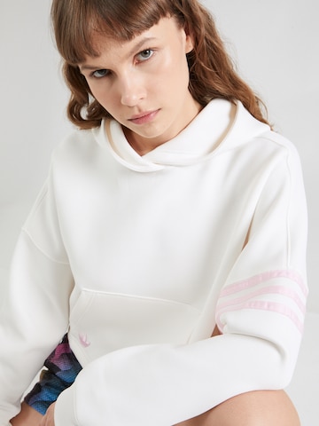 ADIDAS ORIGINALS Sweatshirt 'NEUCL' in Wit