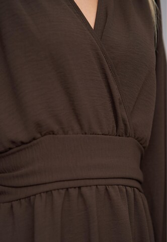 Abito di Cloud5ive in marrone