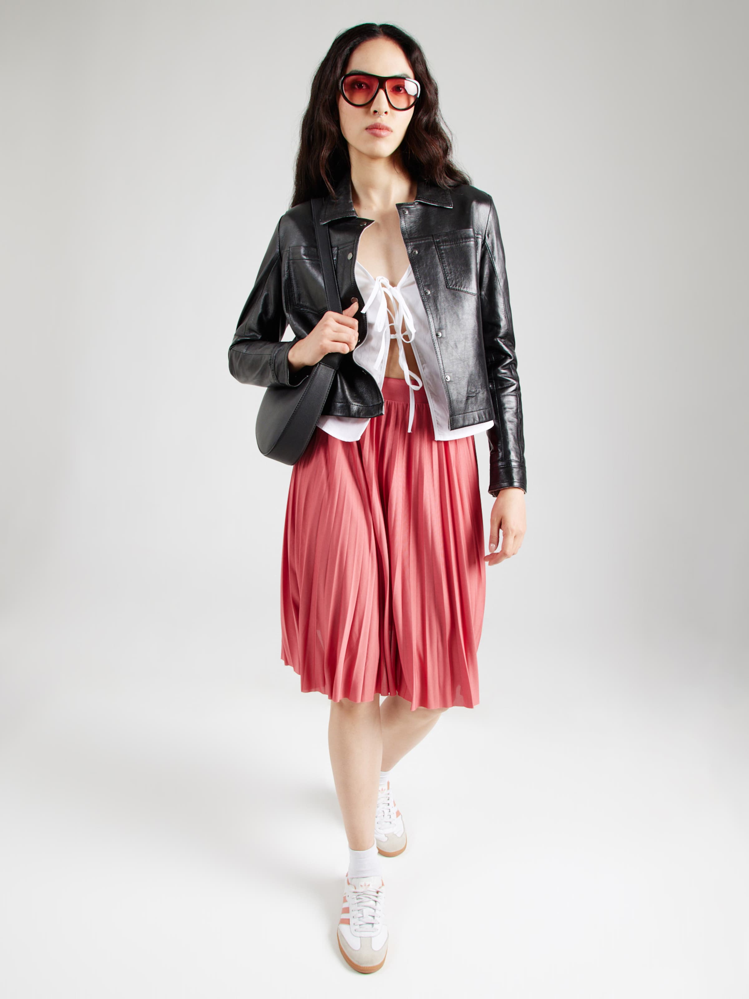 ABOUT YOU Skirt 'Connie' in Pink | ABOUT YOU