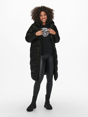 Manteau d’hiver Only Maternity en noir : devant