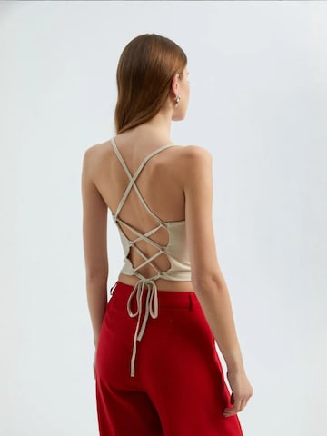 Haut Hiccup en beige