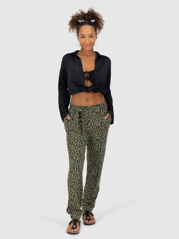 Alife and Kickin - Tapered Pantalón 'Alice' en verde