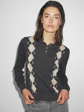 Top ' N-Maxine Knit ' de la Noella pe gri: față