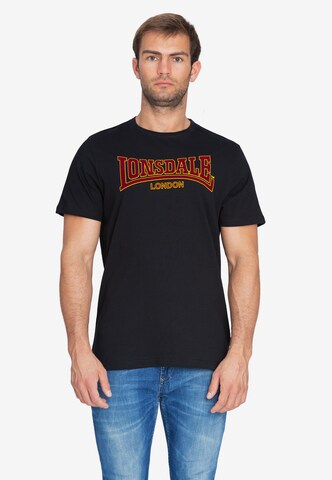 LONSDALE T-shirt 'Classic' in Schwarz: predná strana