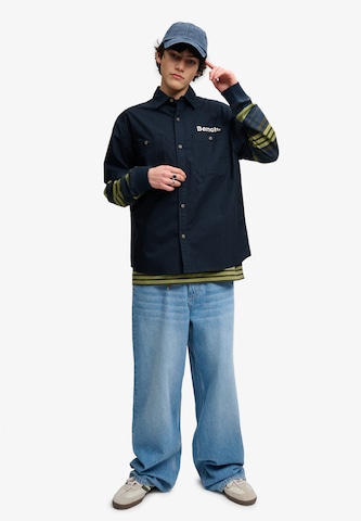 Fit confort Chemise 'Bench x Superdry & Co' BENCH en bleu : devant