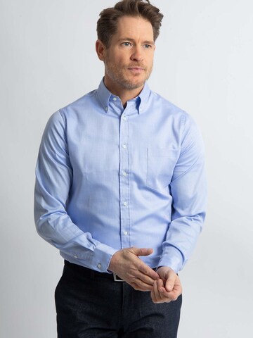 Steppin' out Regular fit Button Up Shirt in Blue: front
