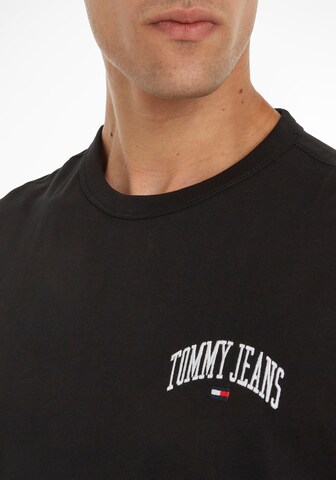Tommy Jeans Plus Shirt 'VARSITY' in Black