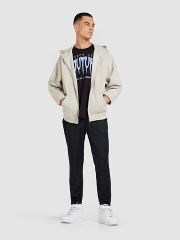 Tricou de la Versace Jeans Couture pe negru