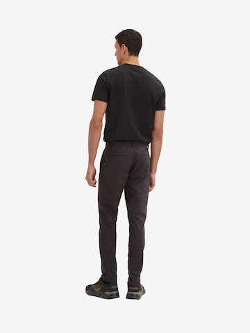 Coupe slim Pantalon chino TOM TAILOR en noir