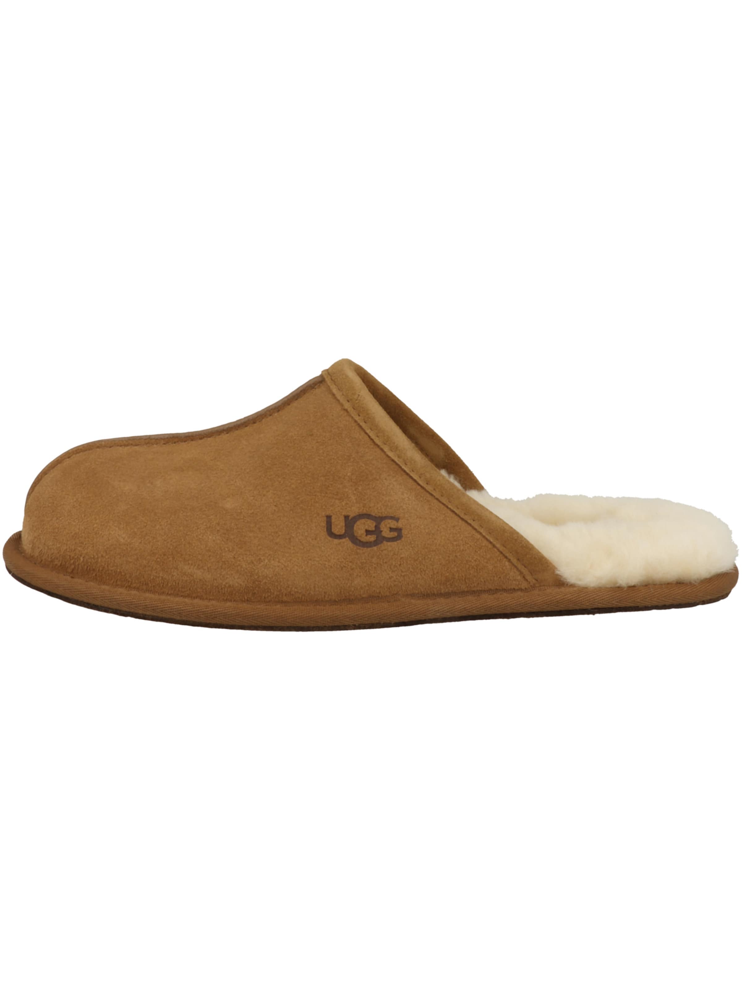 UGG Sisäkengät 'Scuff' värissä ruskea
